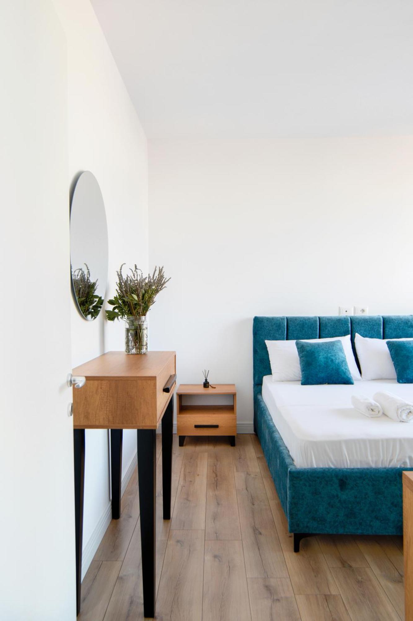 Urban Serenity City Skyline View Apartment 1 Tirana Esterno foto