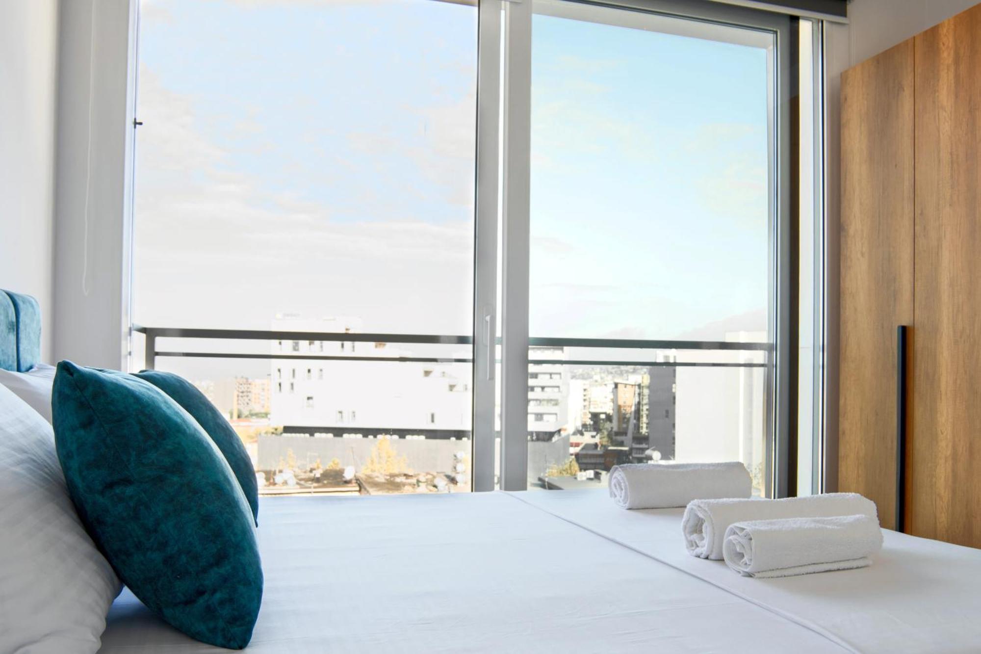 Urban Serenity City Skyline View Apartment 1 Tirana Esterno foto
