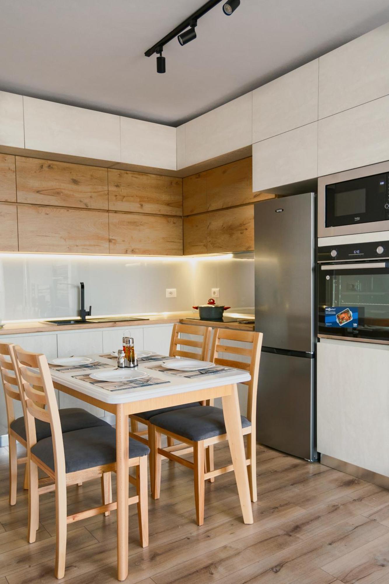 Urban Serenity City Skyline View Apartment 1 Tirana Esterno foto