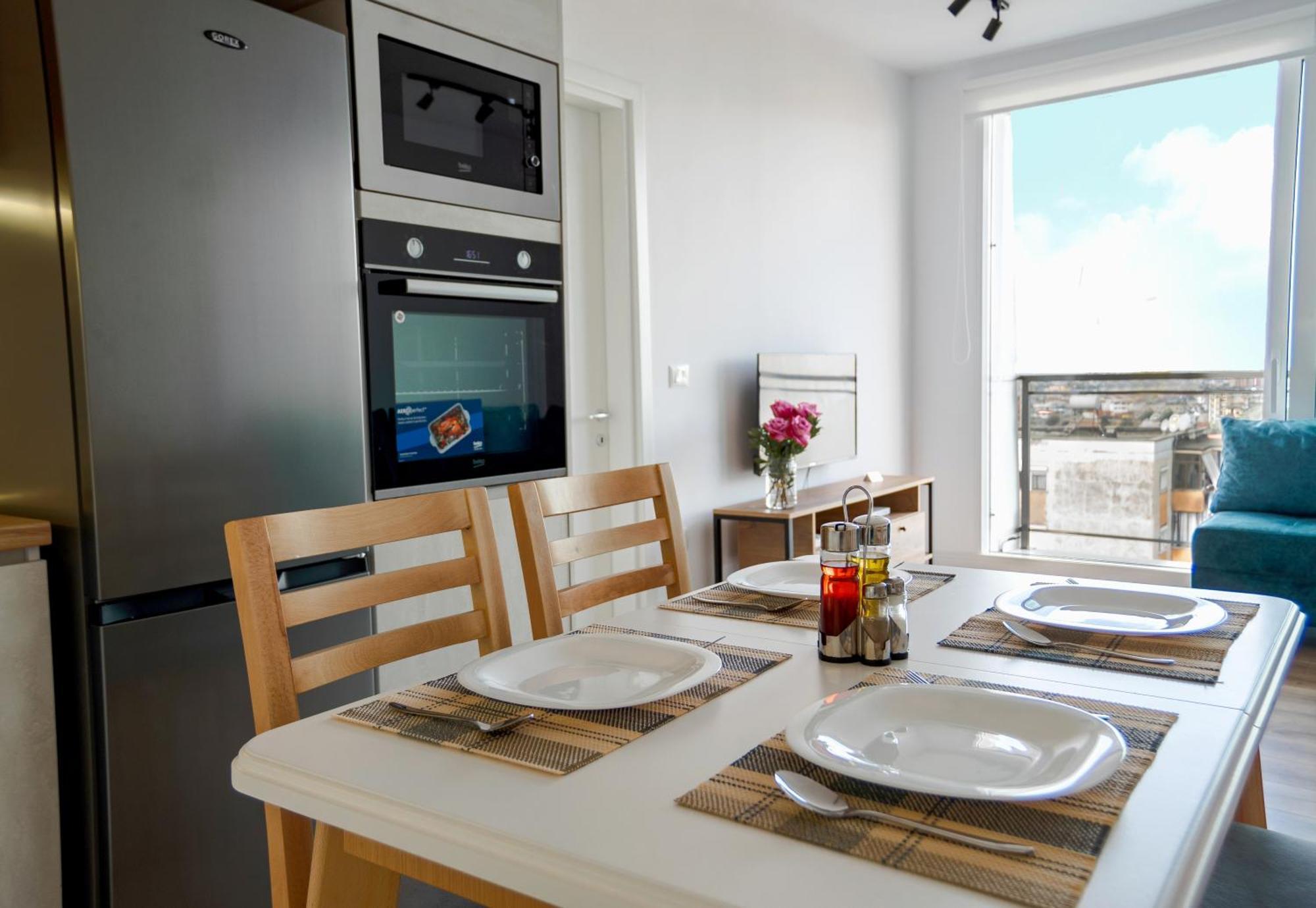 Urban Serenity City Skyline View Apartment 1 Tirana Esterno foto
